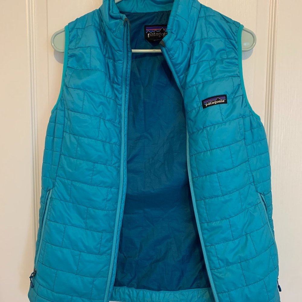 Patagonia blue puff vest